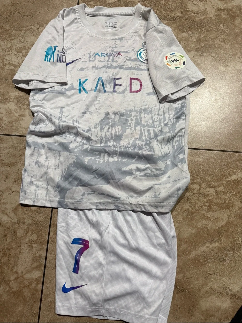 Nike Kids Matching Set in White with Blue Accents
